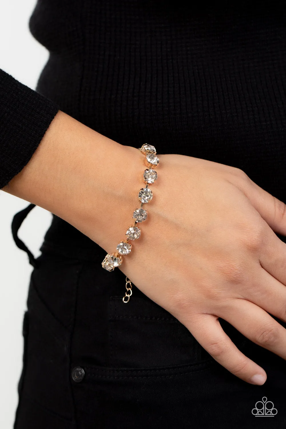 A-Lister Afterglow - Gold Bracelet - Paparazzi Accessories