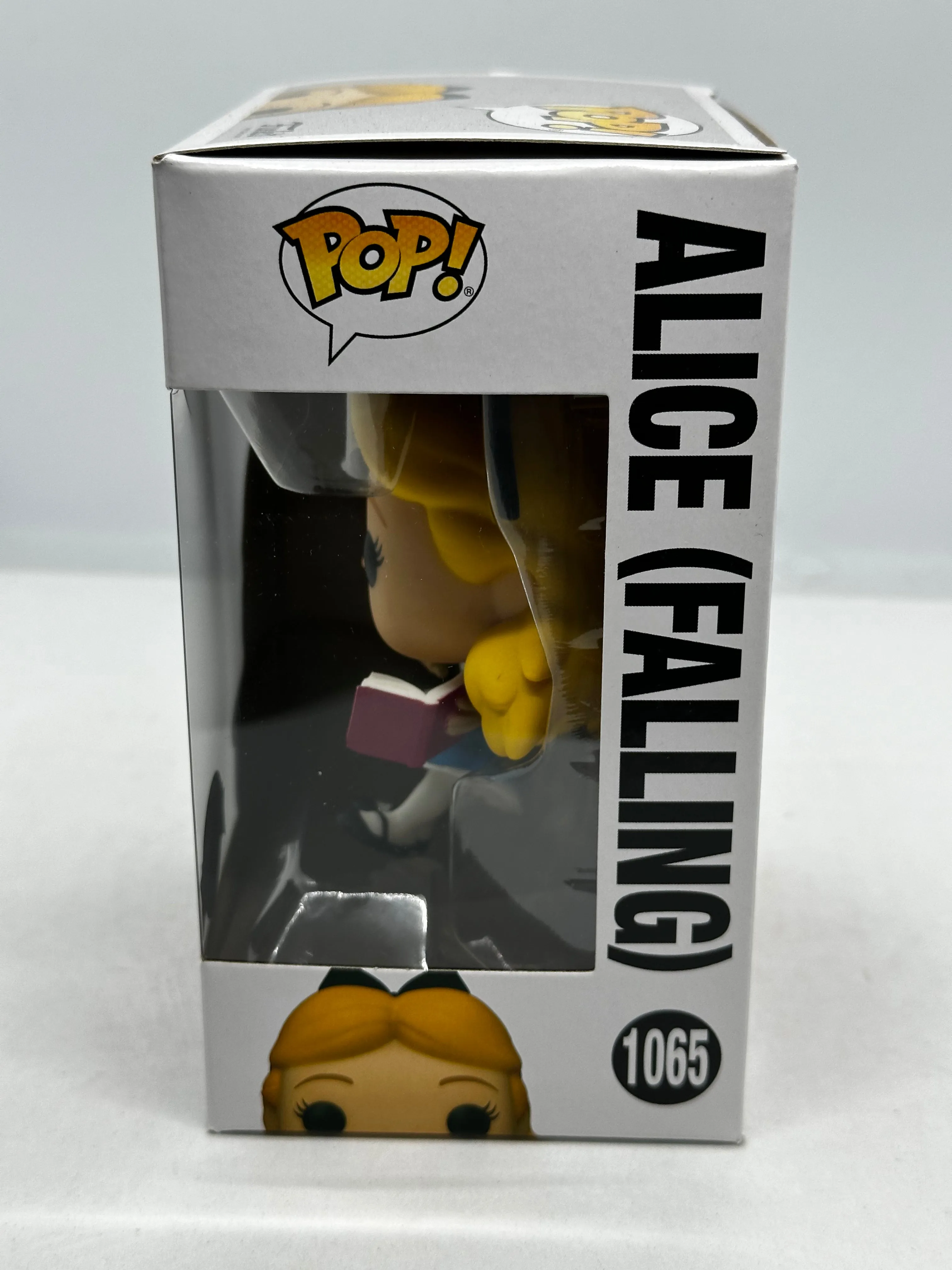 Alice in Wonderland (1951) - Alice (Falling) 70th Anniversary #1065 Pop! Vinyl