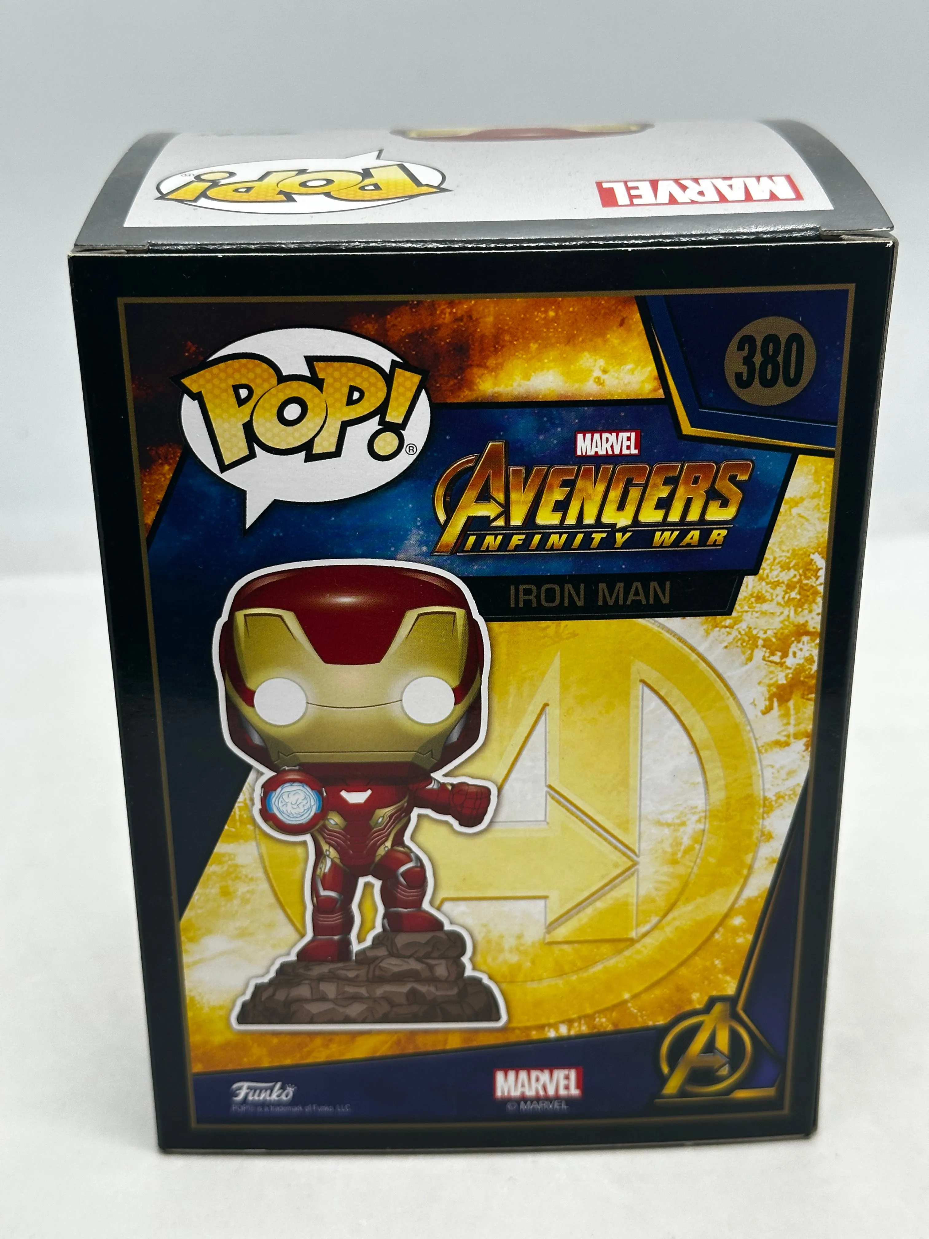 Avengers: Infinity War - Iron Man Lights Up! #380 Pop! Vinyl (Replacement Battery required)