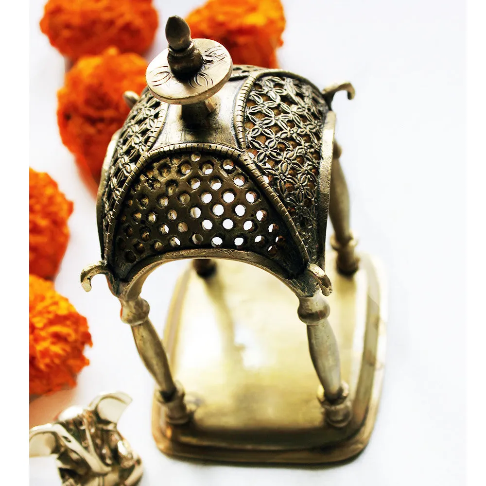 Brass Jharoka or Temple With Ganesha - Home To The Gods. Ht 17 cm x Base 10 x 9 cms