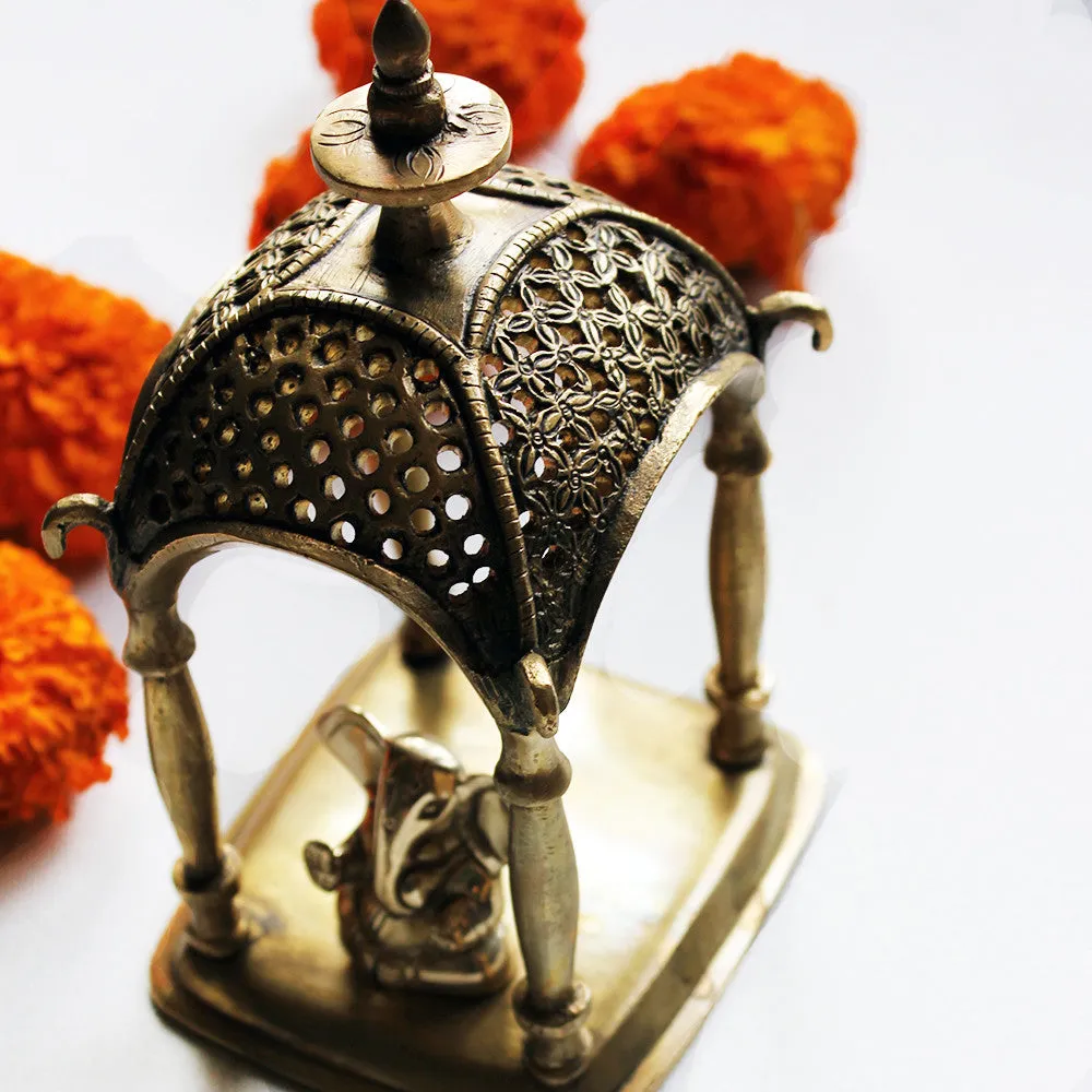 Brass Jharoka or Temple With Ganesha - Home To The Gods. Ht 17 cm x Base 10 x 9 cms