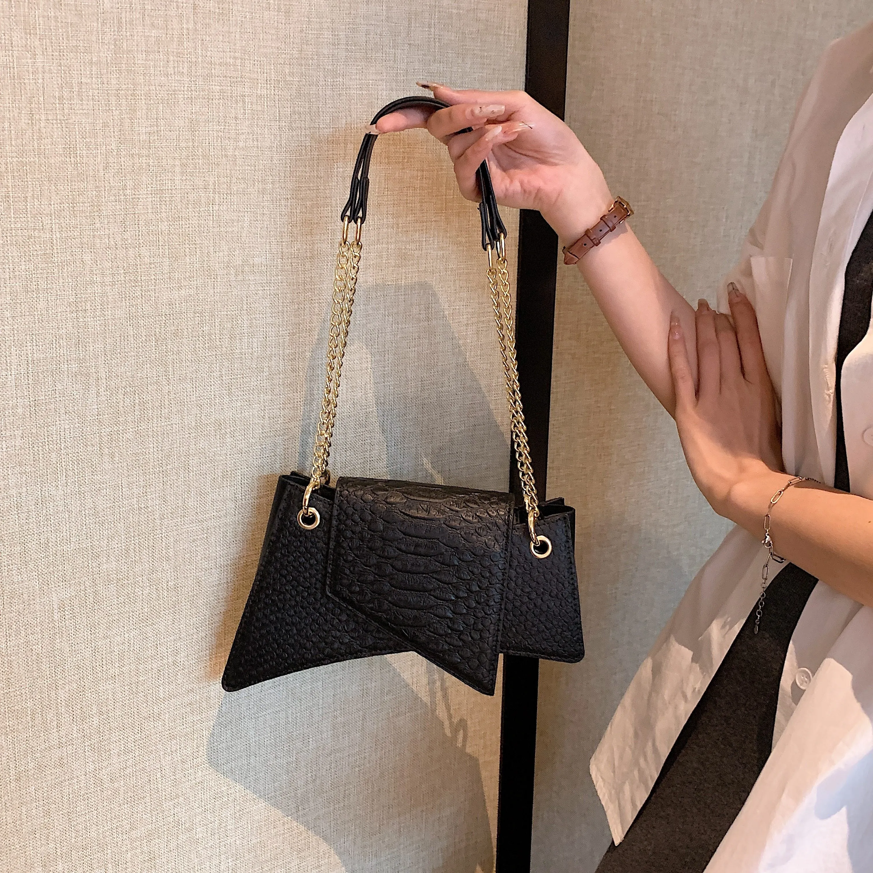 Chic Crocodile Chain Bag Personality, Shaping Womens Shoulder Bag
