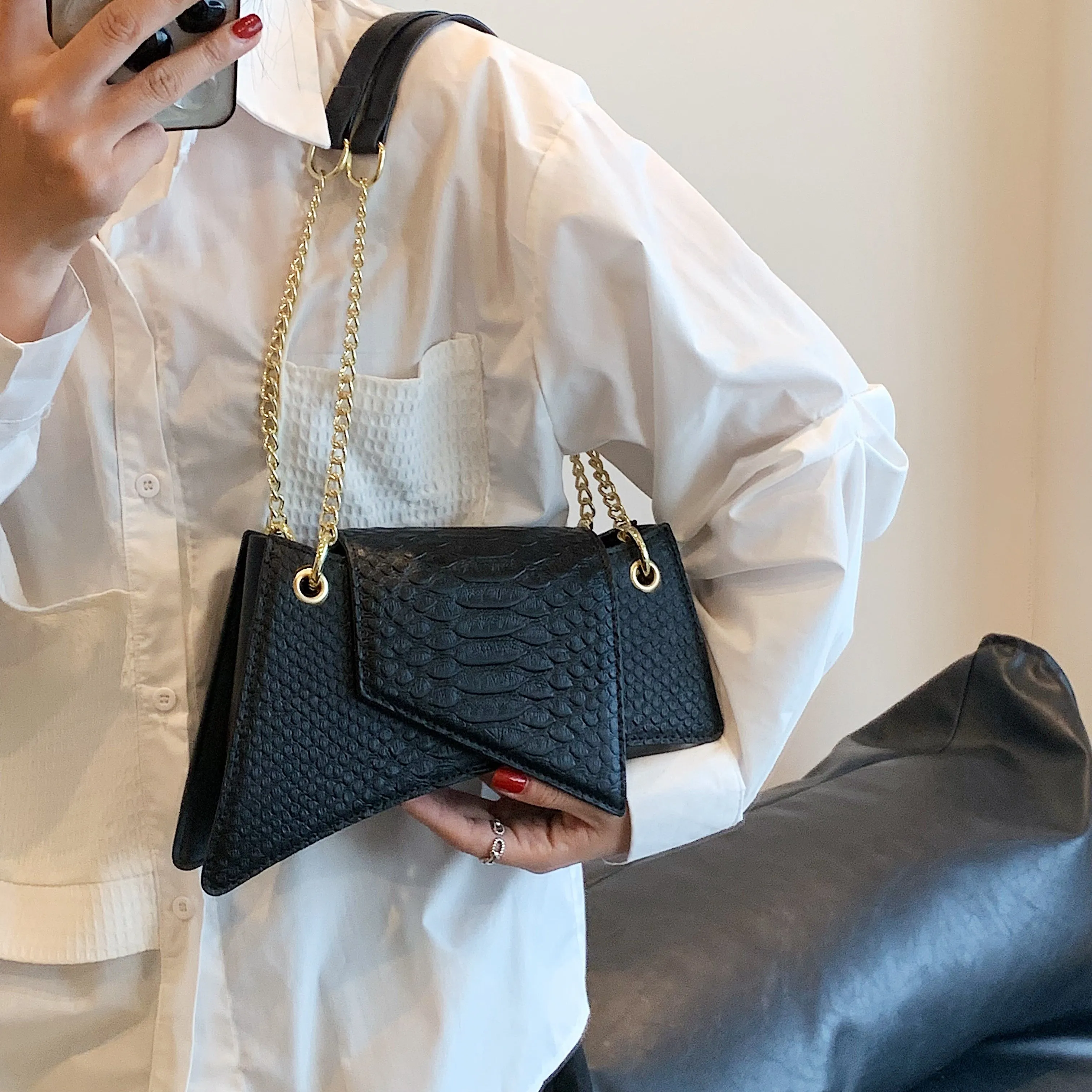 Chic Crocodile Chain Bag Personality, Shaping Womens Shoulder Bag