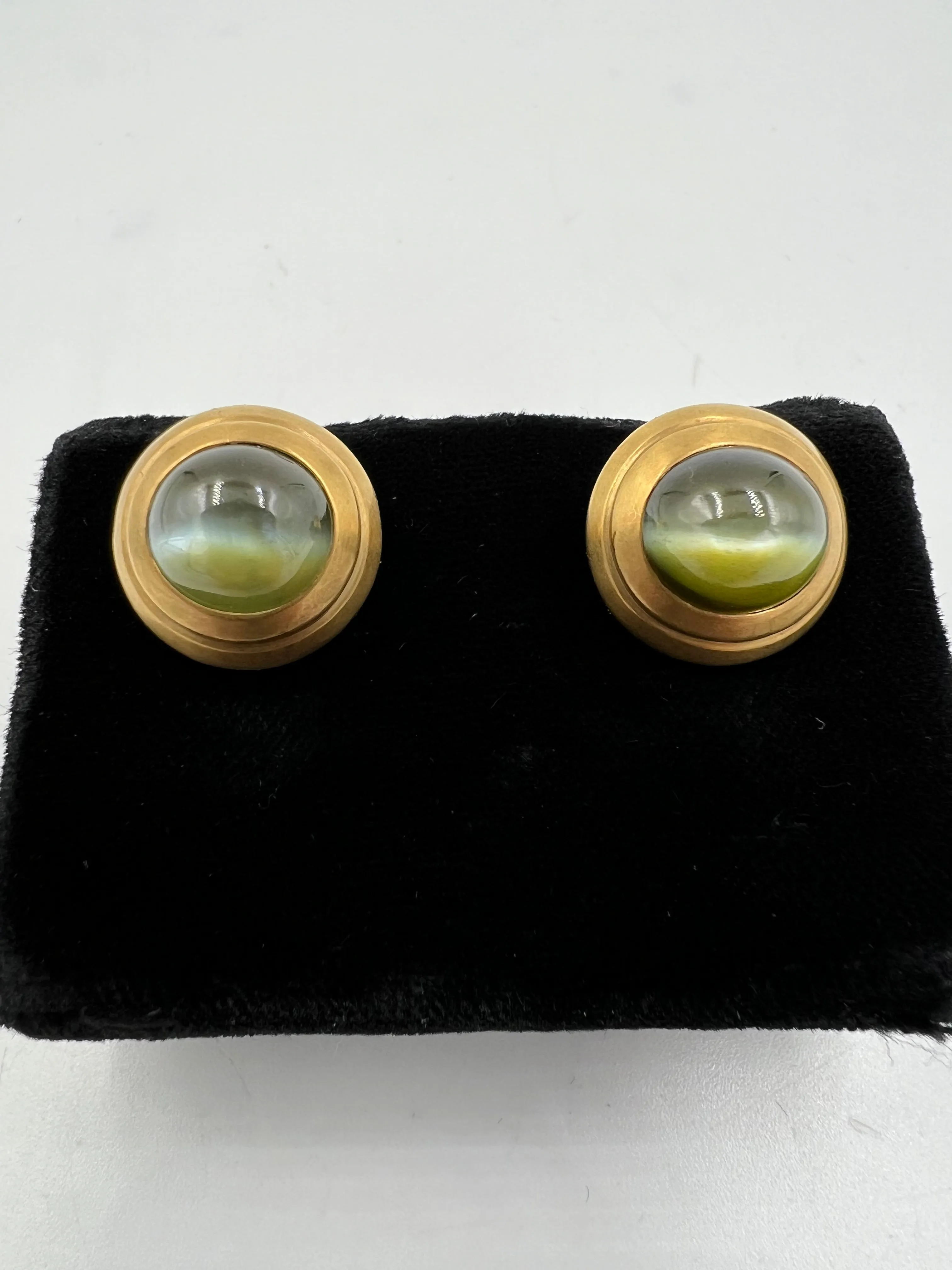 Chrysoberyl Cats Eye Yellow Gold Cufflinks