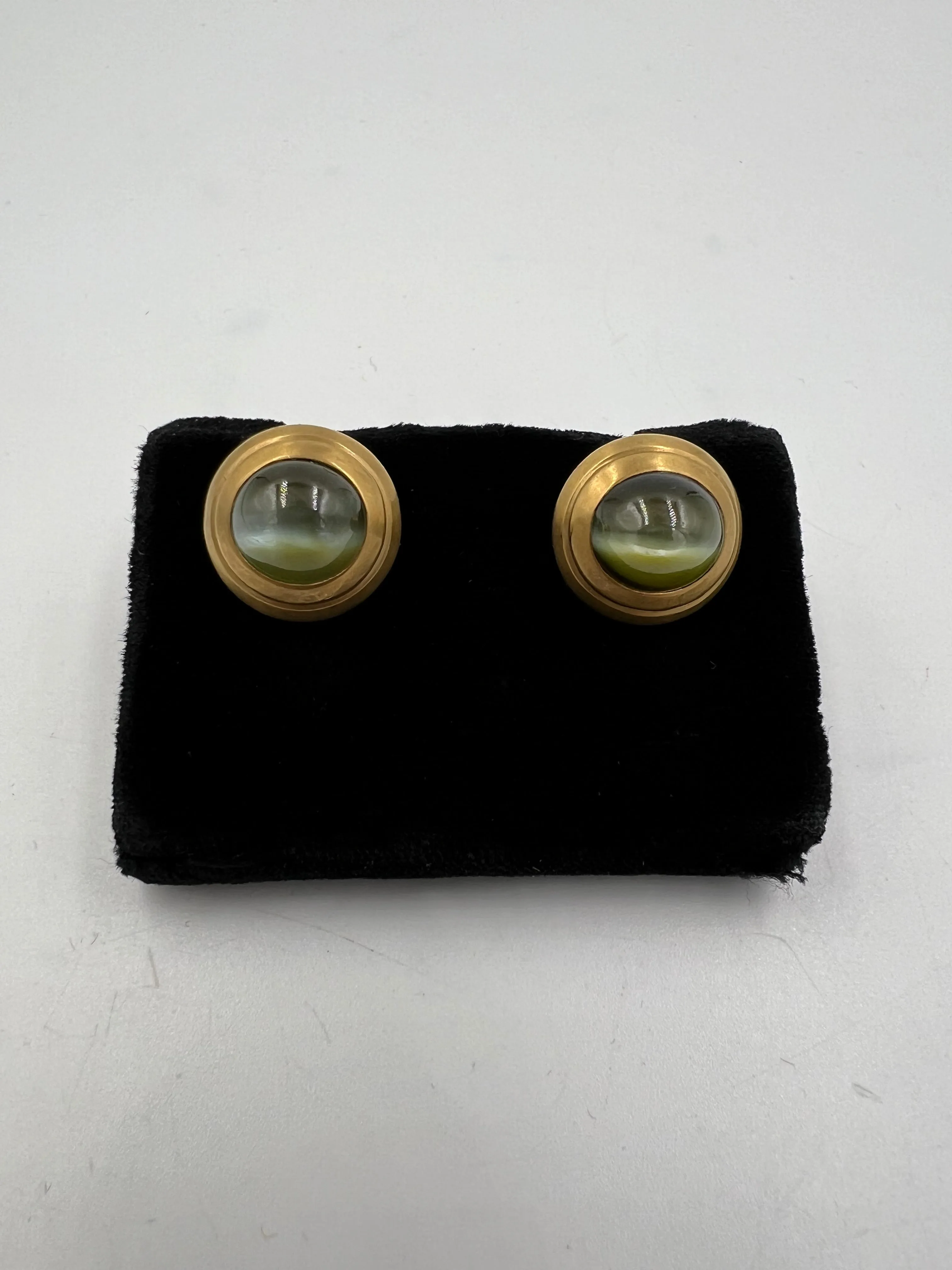 Chrysoberyl Cats Eye Yellow Gold Cufflinks