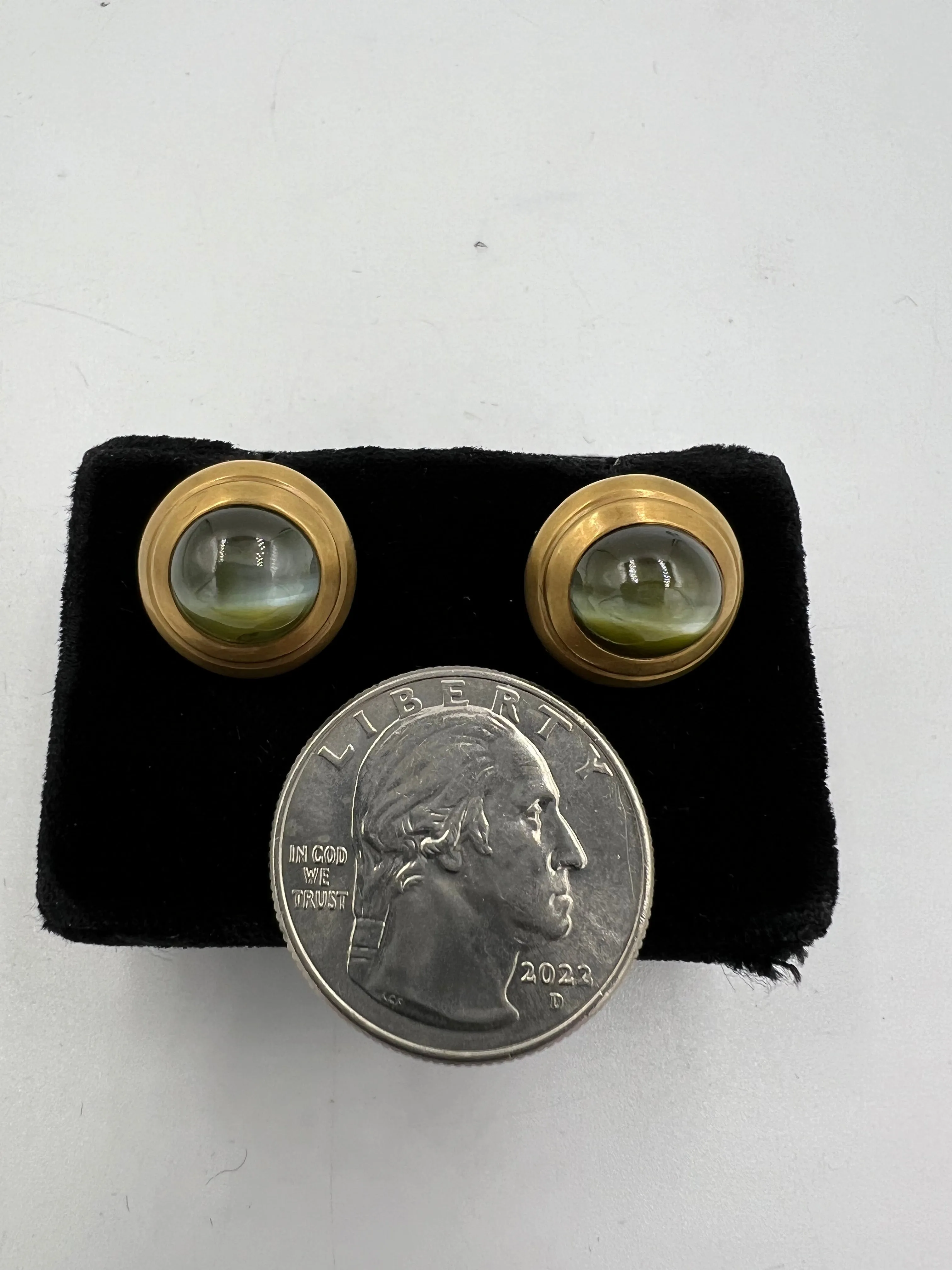 Chrysoberyl Cats Eye Yellow Gold Cufflinks