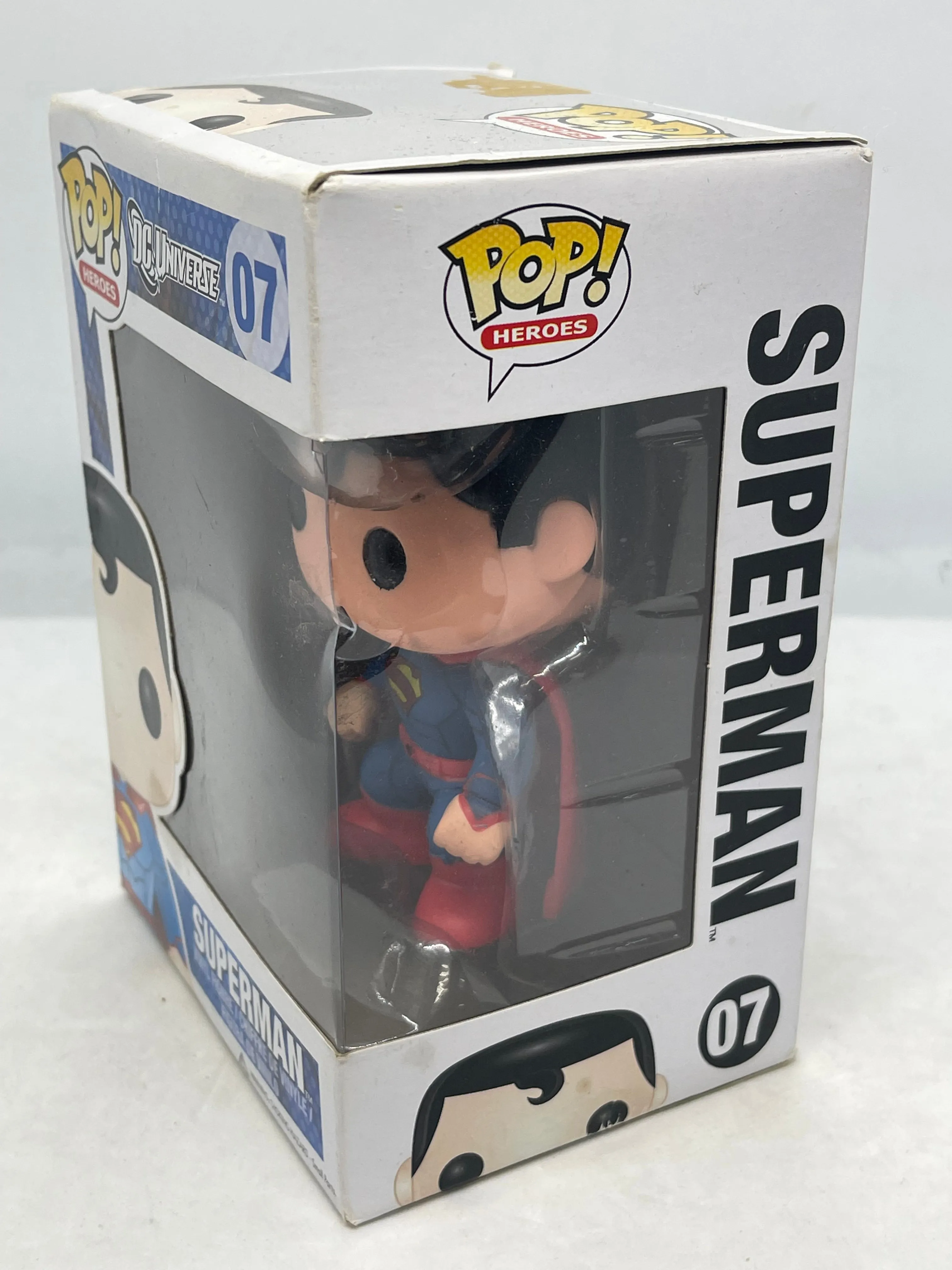 DC Universe - Superman #07 Pop! Vinyl