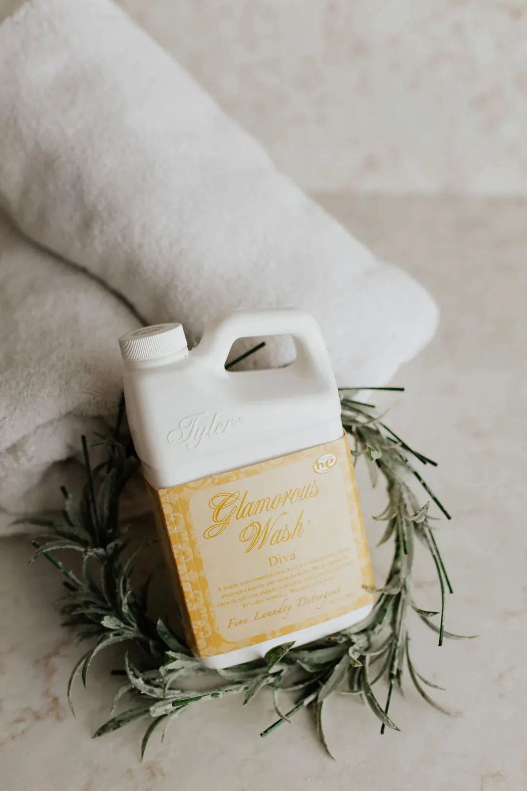 Glamorous Wash Diva - 64 oz
