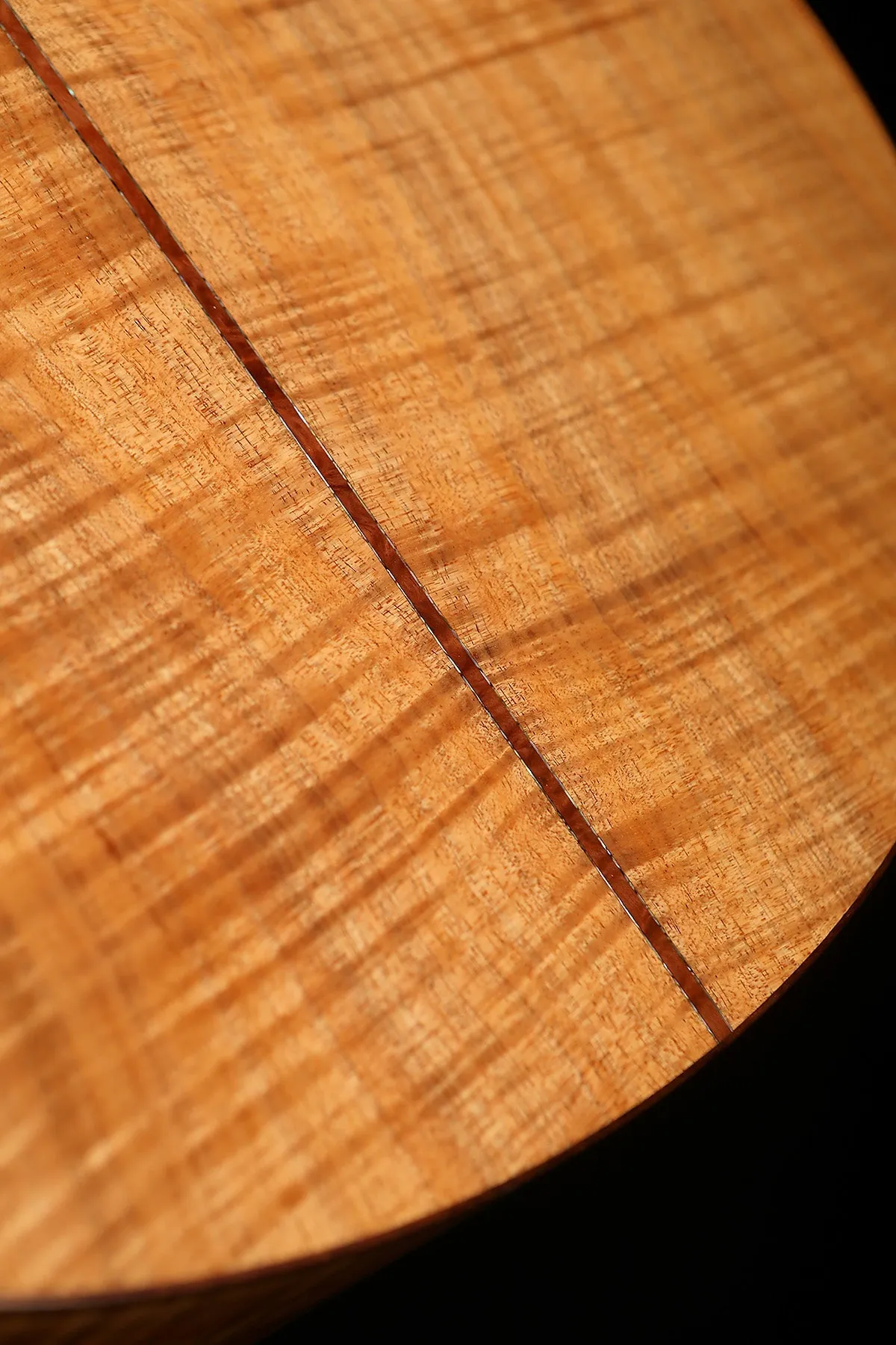 Laurie Williams Tui 'Kauri / Tasmanian Blackwood' Preowned 2013