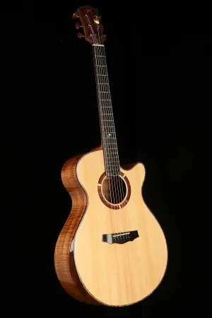 Laurie Williams Tui 'Kauri / Tasmanian Blackwood' Preowned 2013