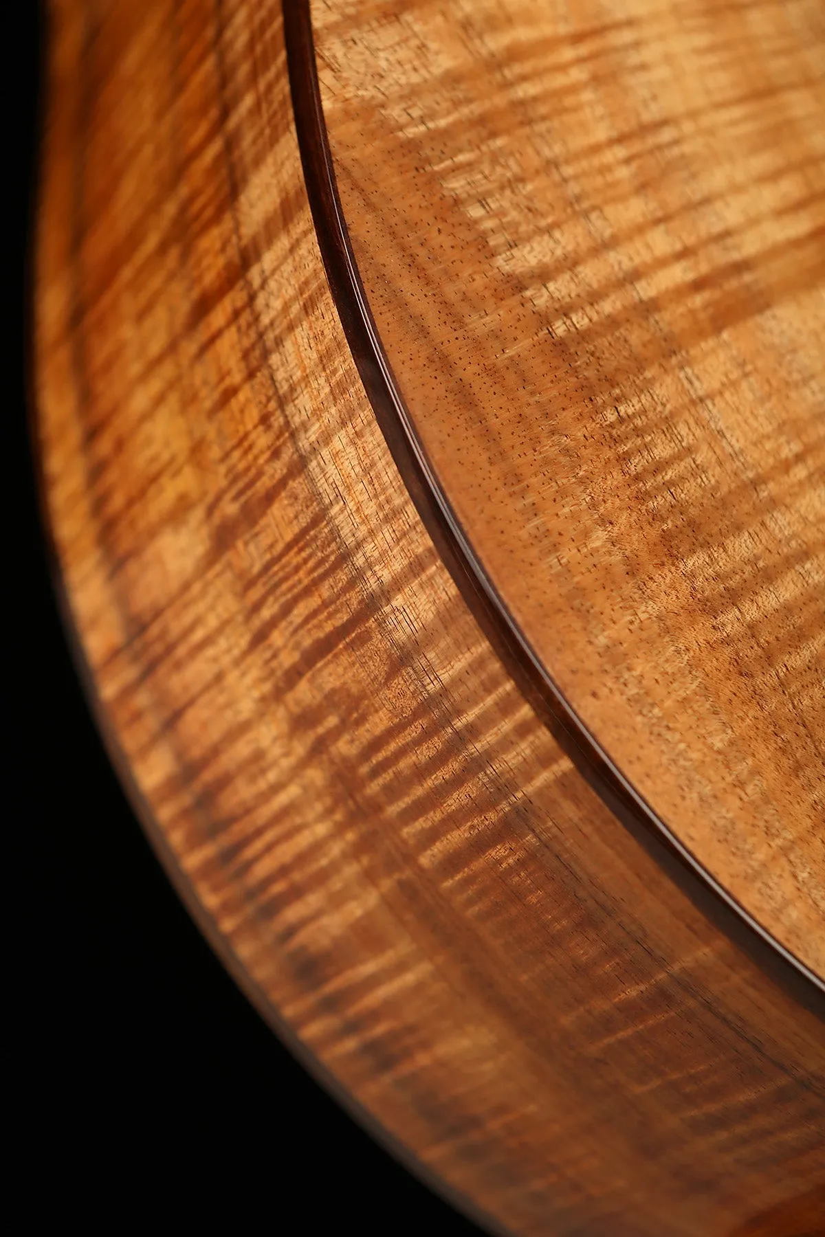 Laurie Williams Tui 'Kauri / Tasmanian Blackwood' Preowned 2013