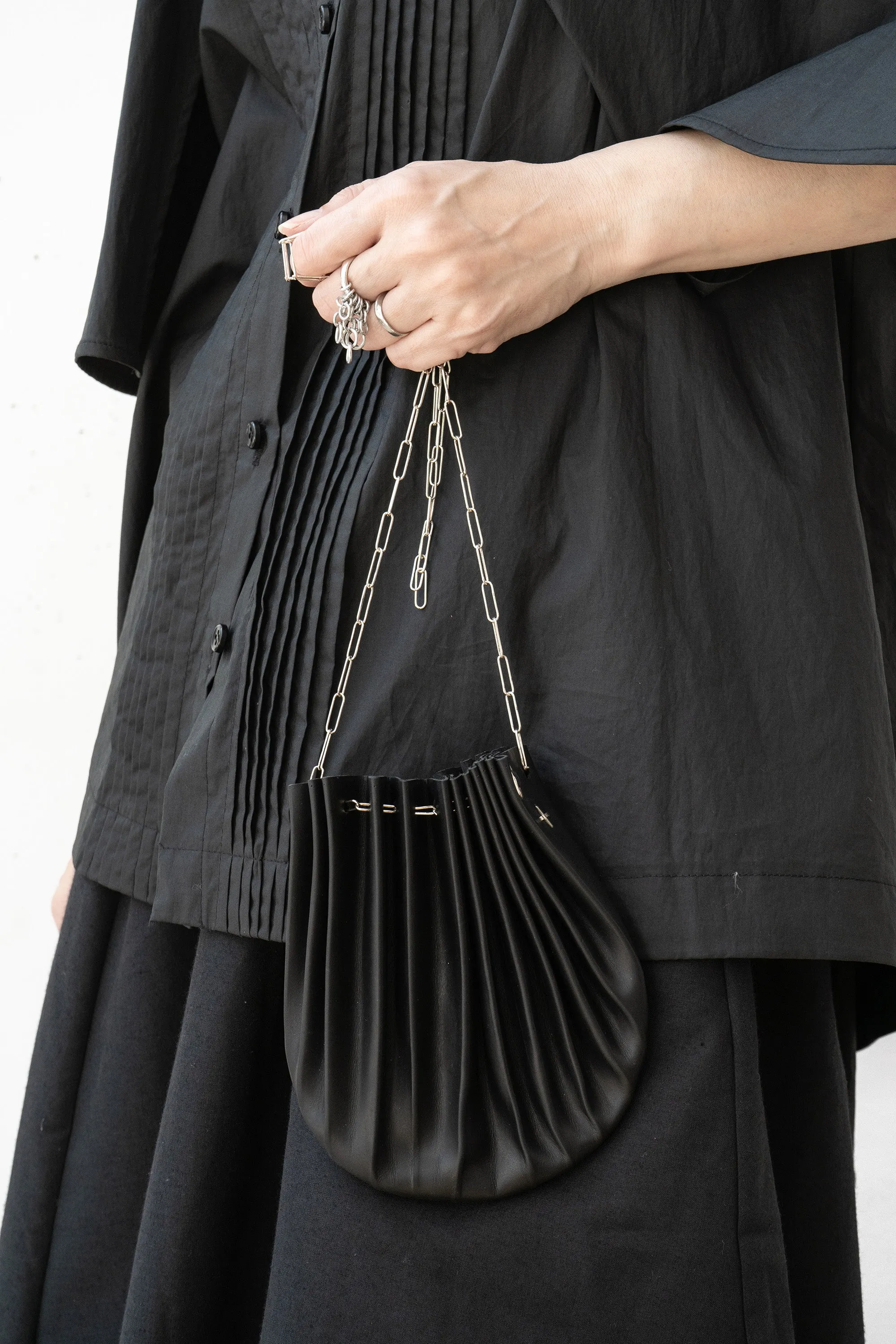 m.a /B70/C4 VA 1,0 extra small shell bag w/chain