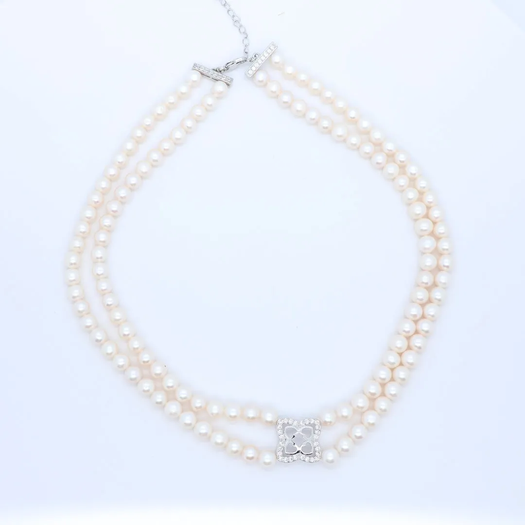 Pearl Symmetry Necklace