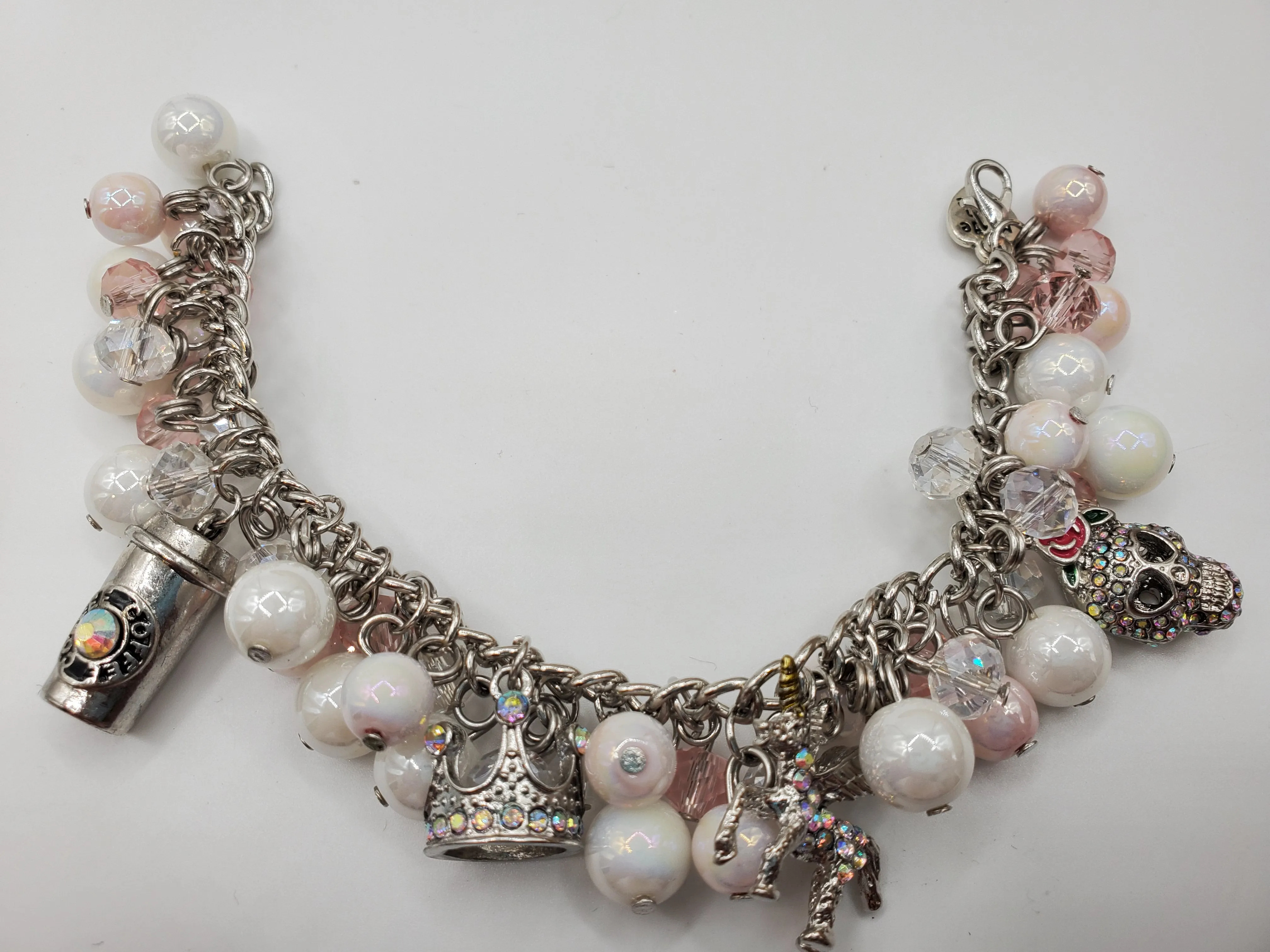 Queens glass pearl bracelet