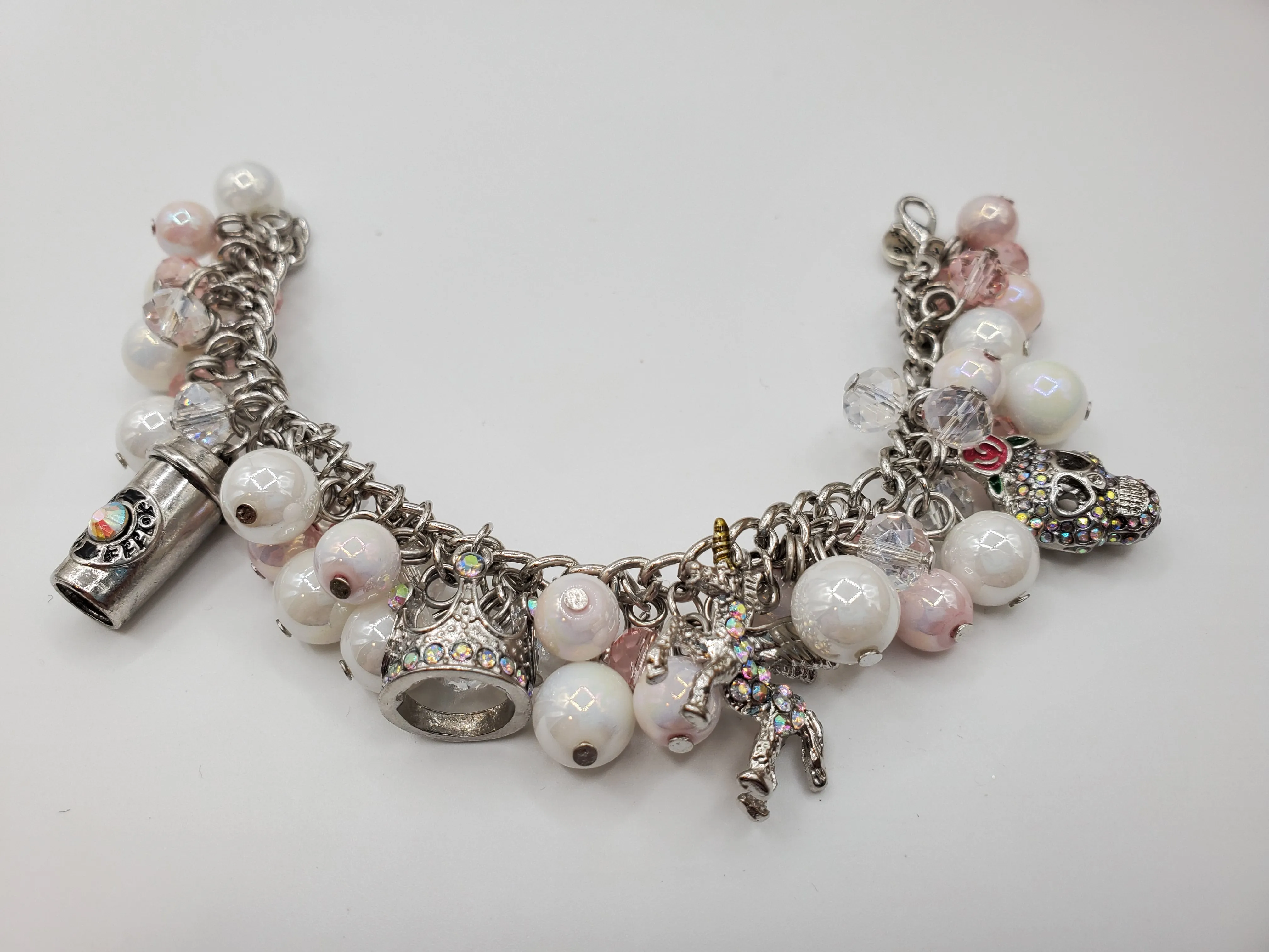 Queens glass pearl bracelet