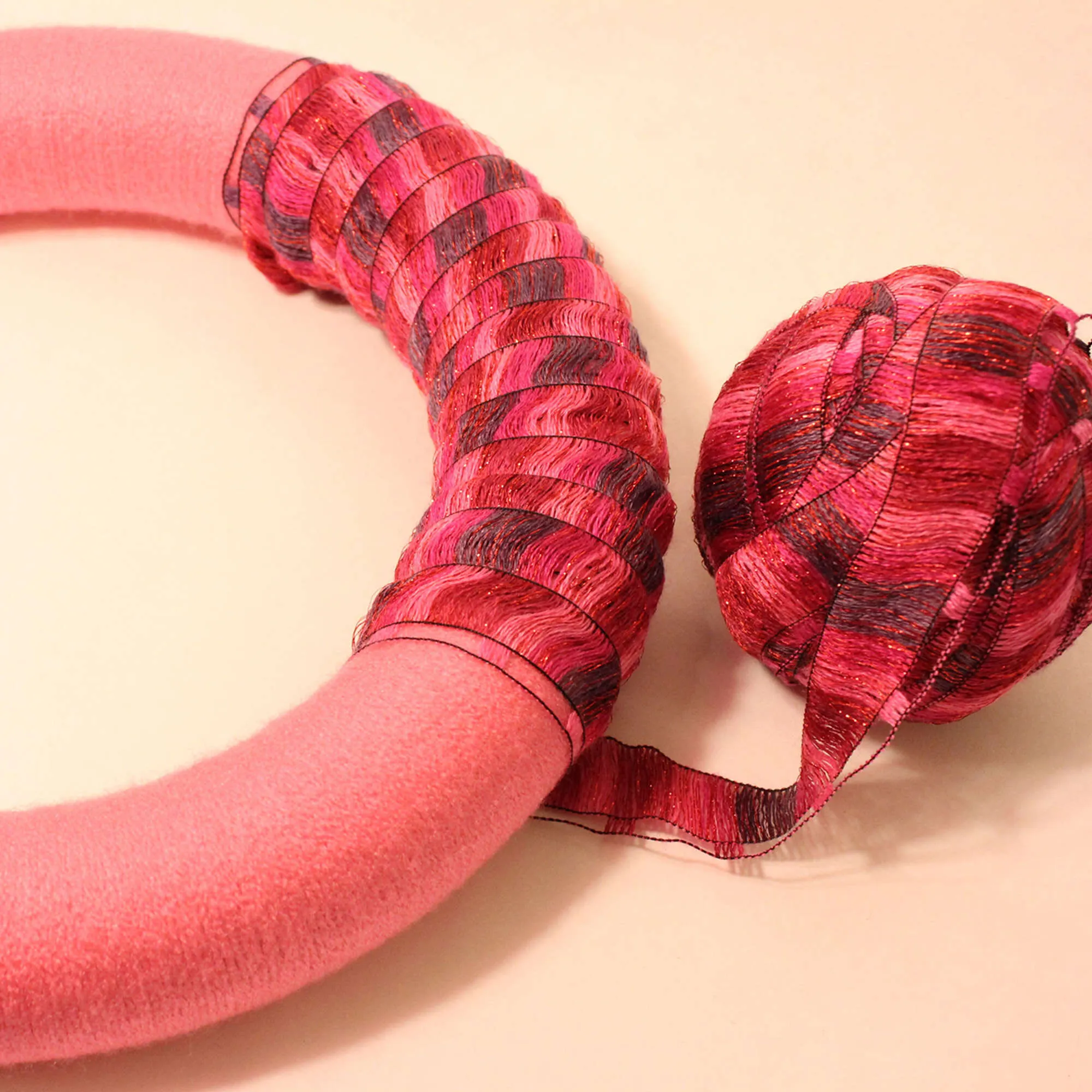 Red Heart Knit Glamorous Mom Wreath