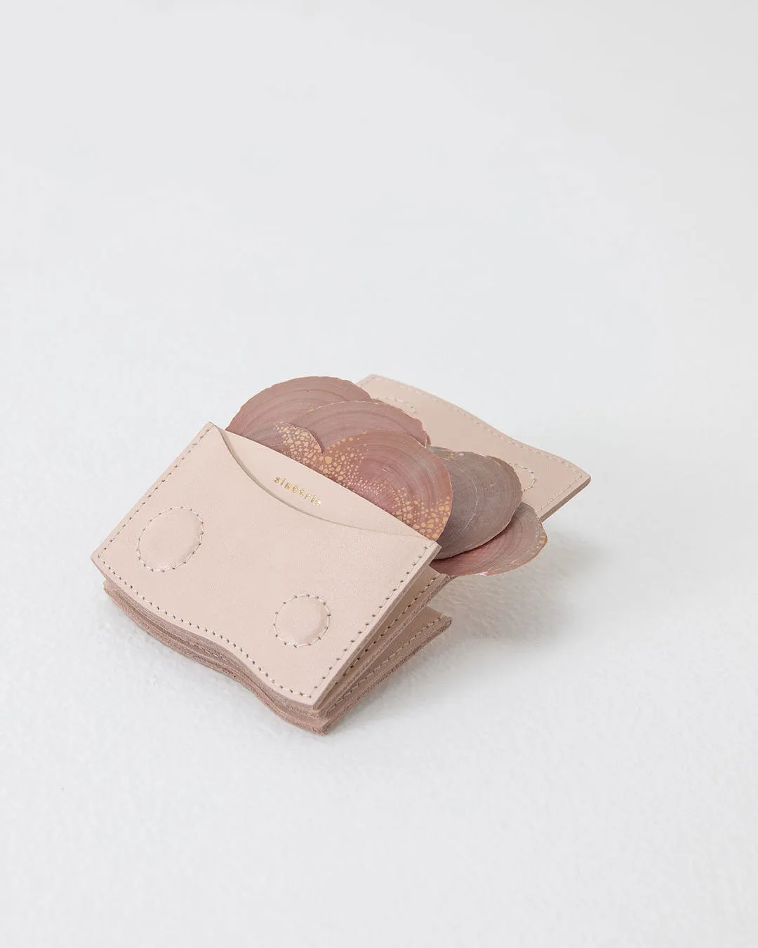 SM Pisces Wallet Shell
