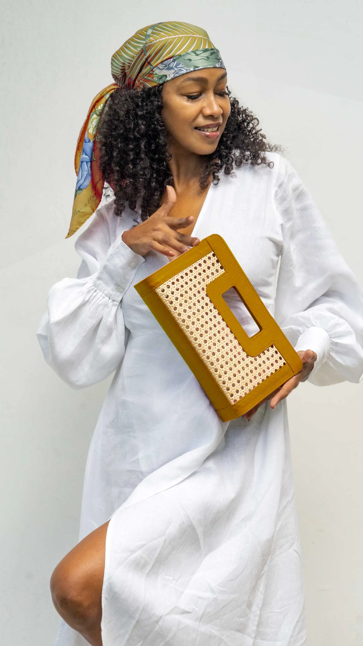 SUGAR CANE CLUTCH | CARAMEL