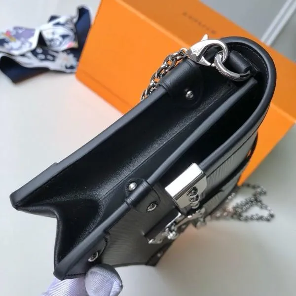 Trunk Chain Wallet Woc In Epi Leather M67507 Black 2019 Collection