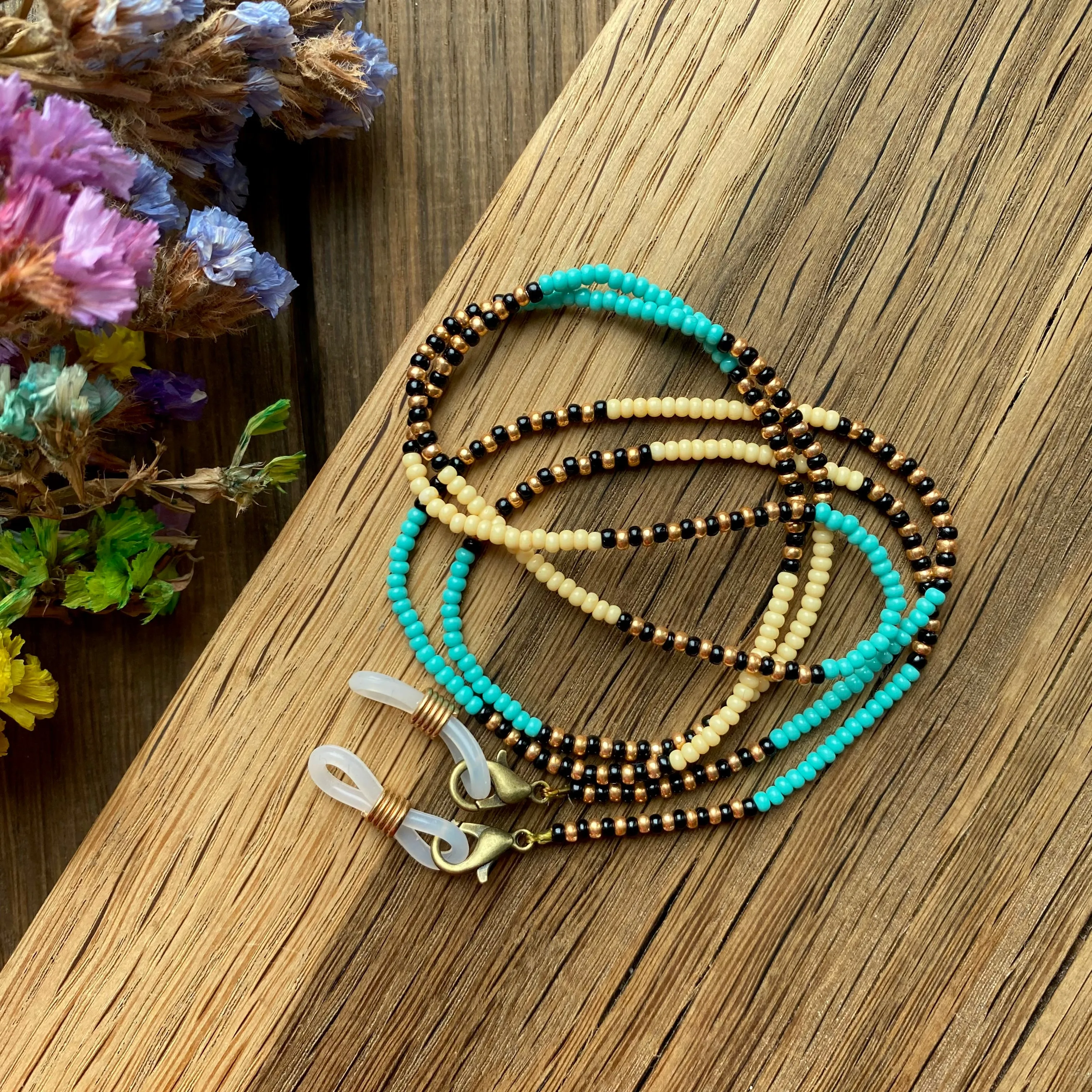 Turquoise Ivory Seed Bead Glasses chain, Boho Hippie Eyeglass chain, Cute Teacher lanyard, Sunglasses Strap cord, Dainty Face Mask chain