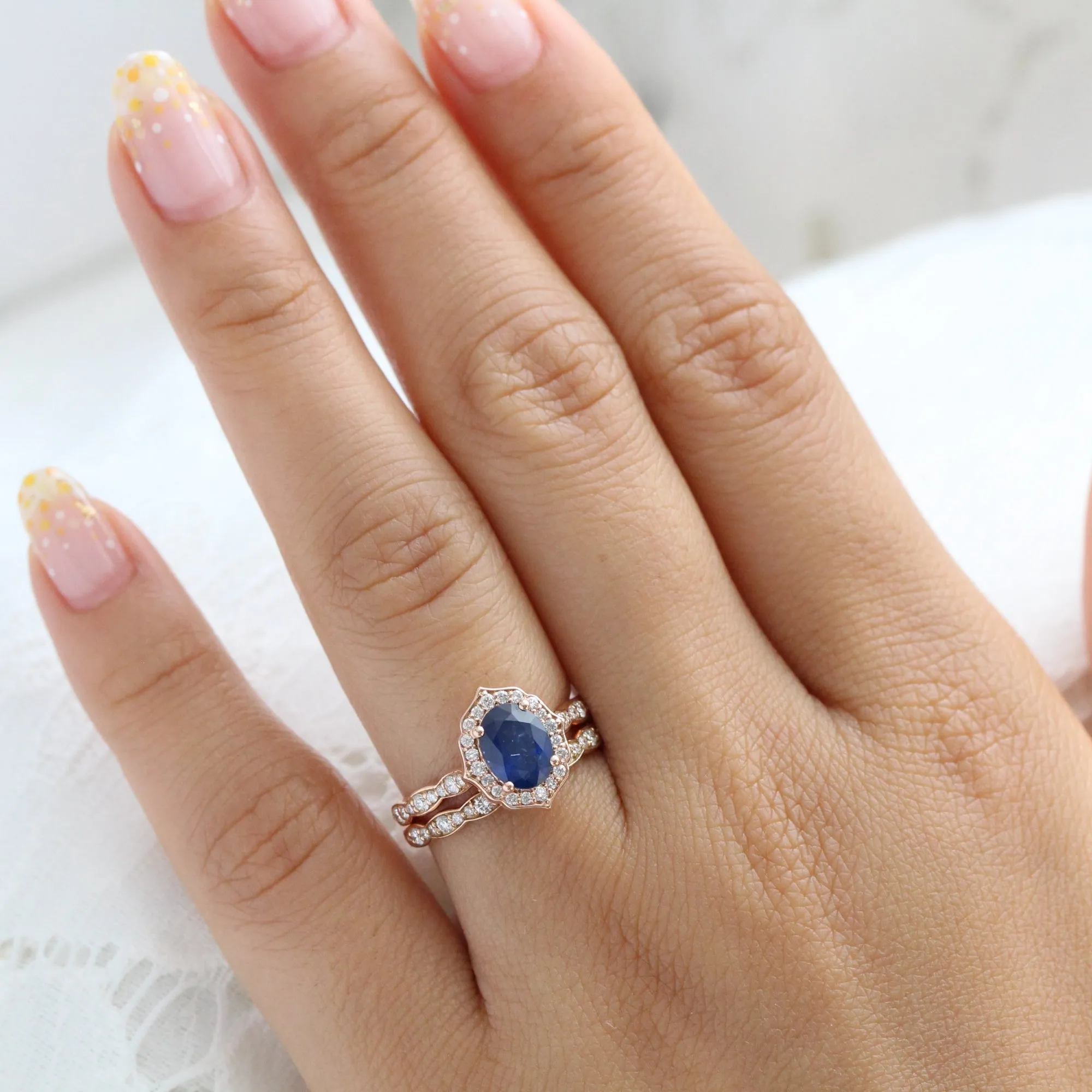 Vintage Floral Oval Ring Bridal Set w/ Natural Sapphire and Diamond in Scalloped Band