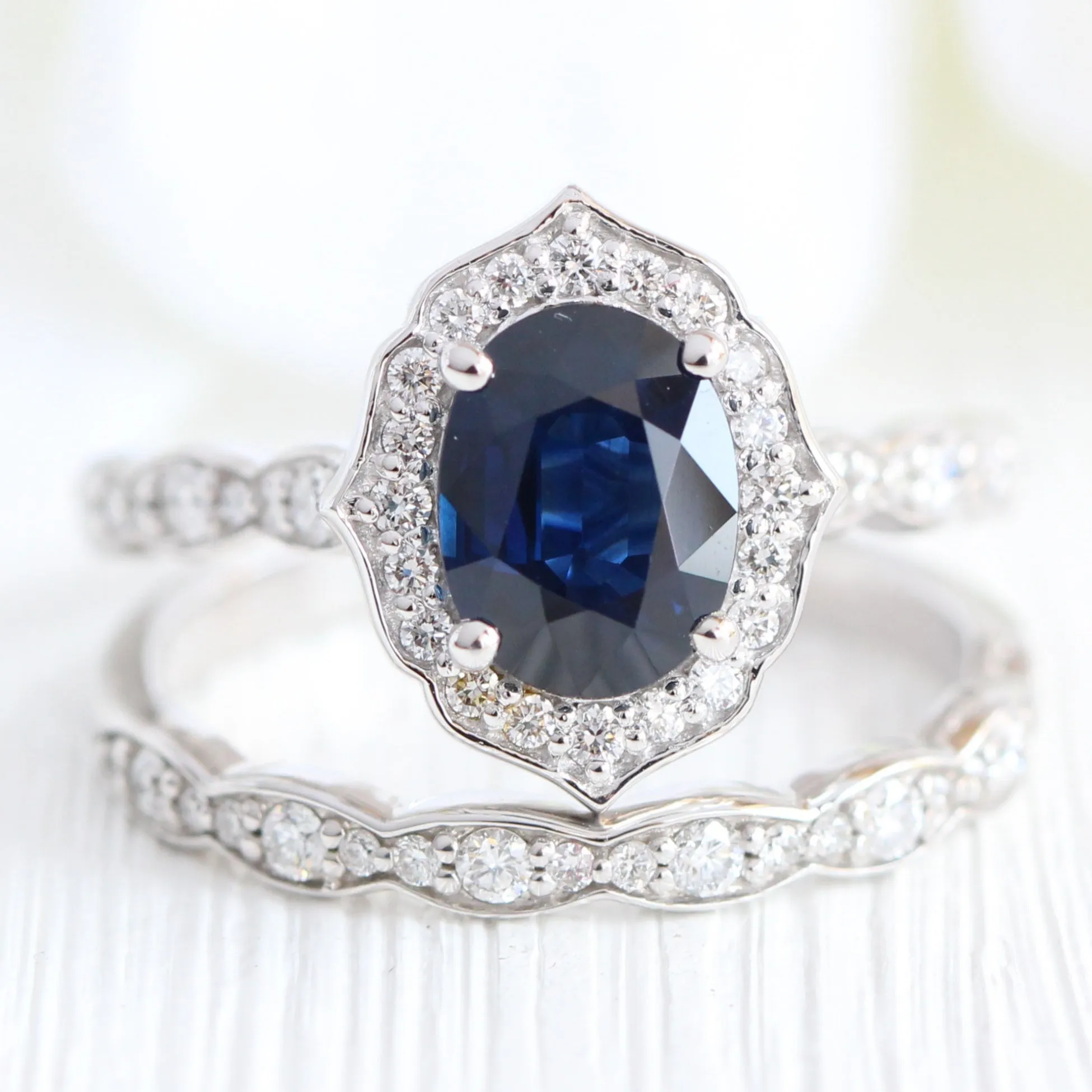 Vintage Floral Oval Ring Bridal Set w/ Natural Sapphire and Diamond in Scalloped Band