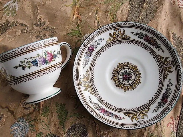 VINTAGE Wedgwood Teacup and Saucer English Bone China Elegant Footed Teacup and Saucer Columbia Pattern Enamel Flowers Cup and Saucer
