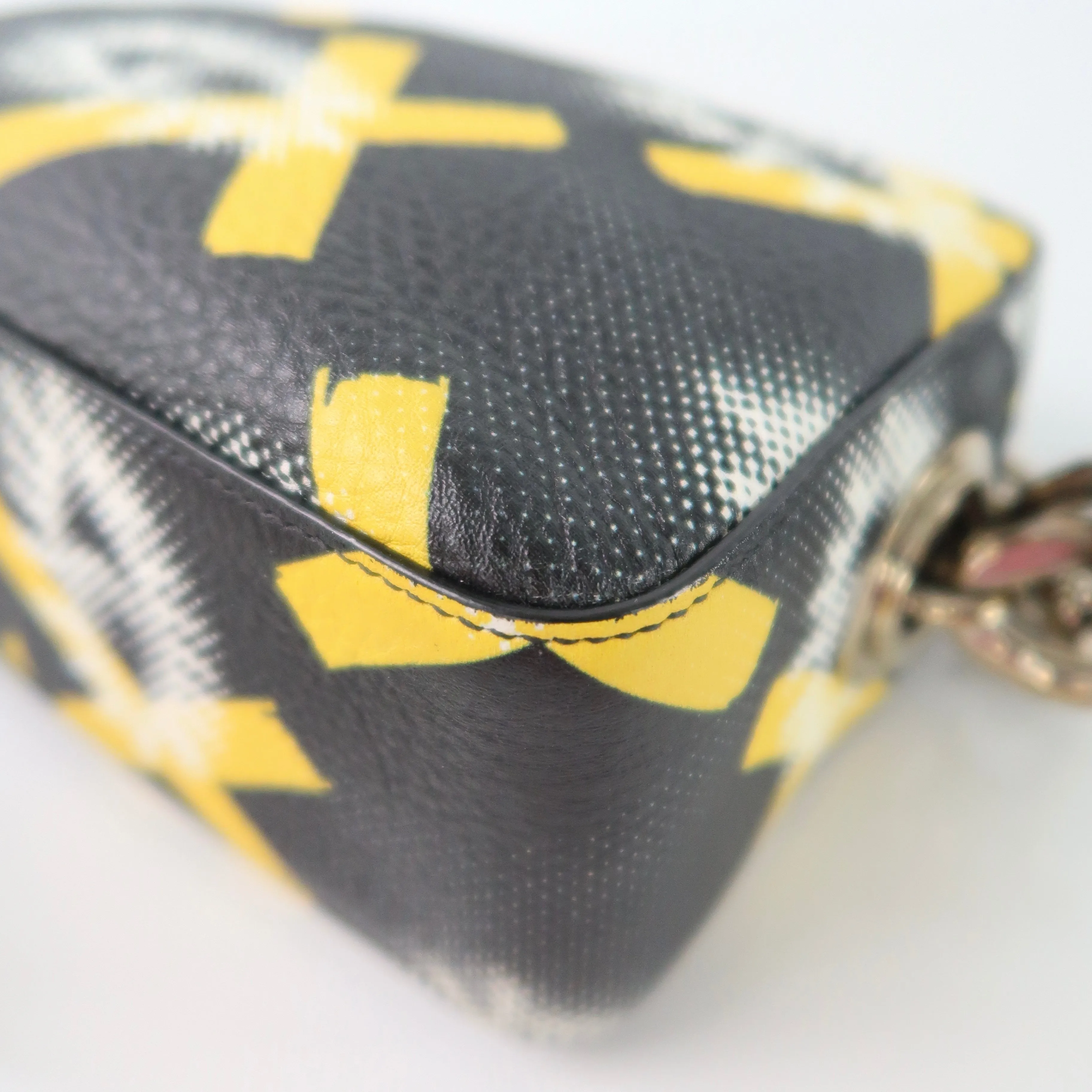 Vitello Daino Eye Inside Shoulder Bag