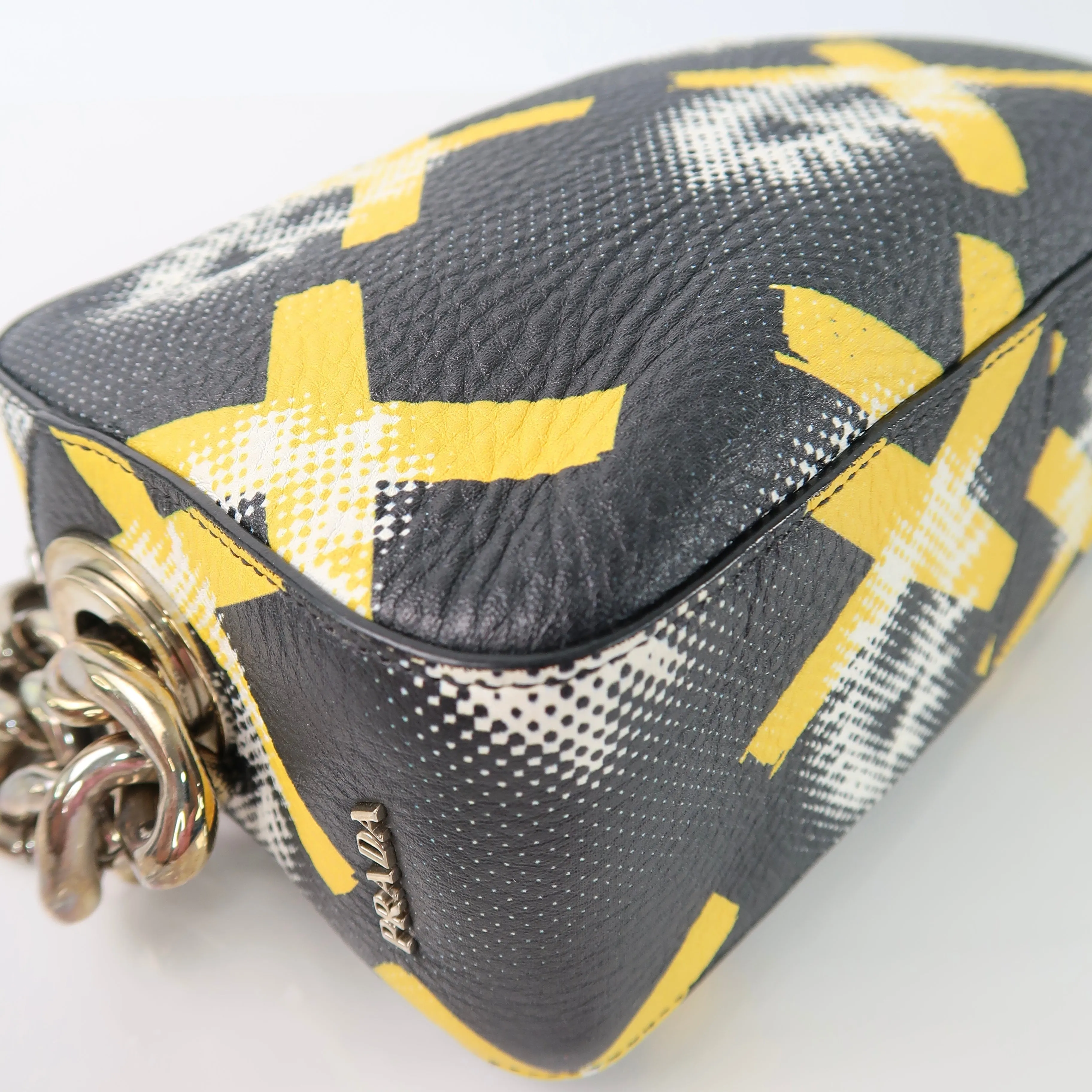 Vitello Daino Eye Inside Shoulder Bag